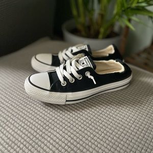 Women’s Black Converse slip on size 6